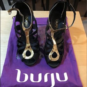 4 inch salsa dance shoes with bag. Shoes are used